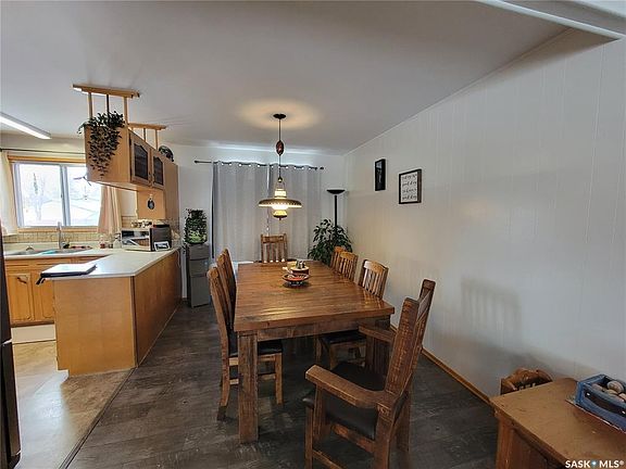 4th image of 102 Jubilee BAY