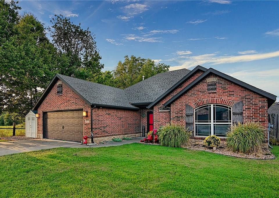 1st image of 3570 W Lonoke Dr