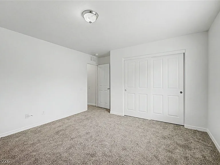 2608 Romarin Ter — Photo 27