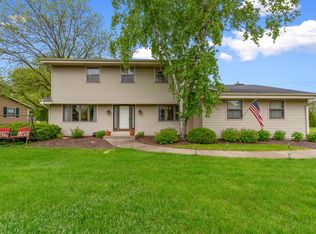 11153 N Riverland Ct, Mequon, WI 53092