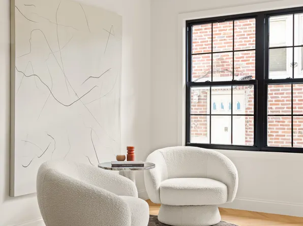 85-15 Wareham Place image 8 of 20