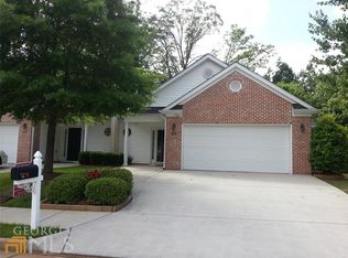 56 Stony Oak Dr, Newnan, GA