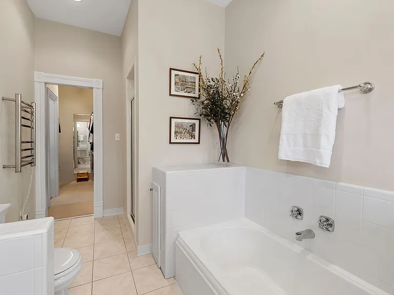 1008 West Ave — Photo 48