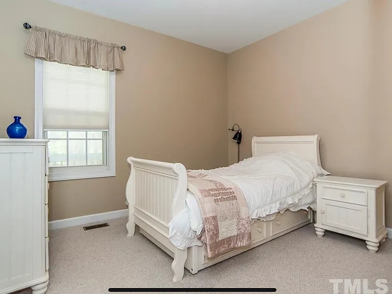 Pine Mill Ln — Photo 15