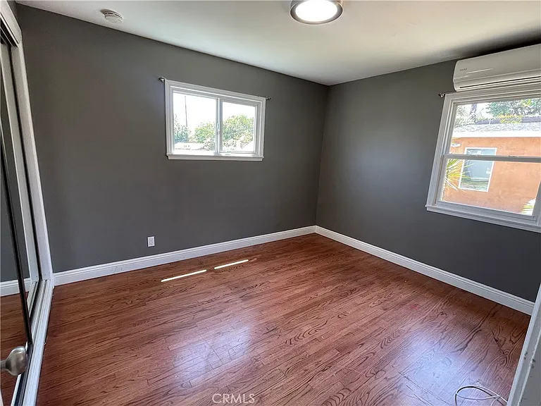 737 N Garsden Ave — Photo 10