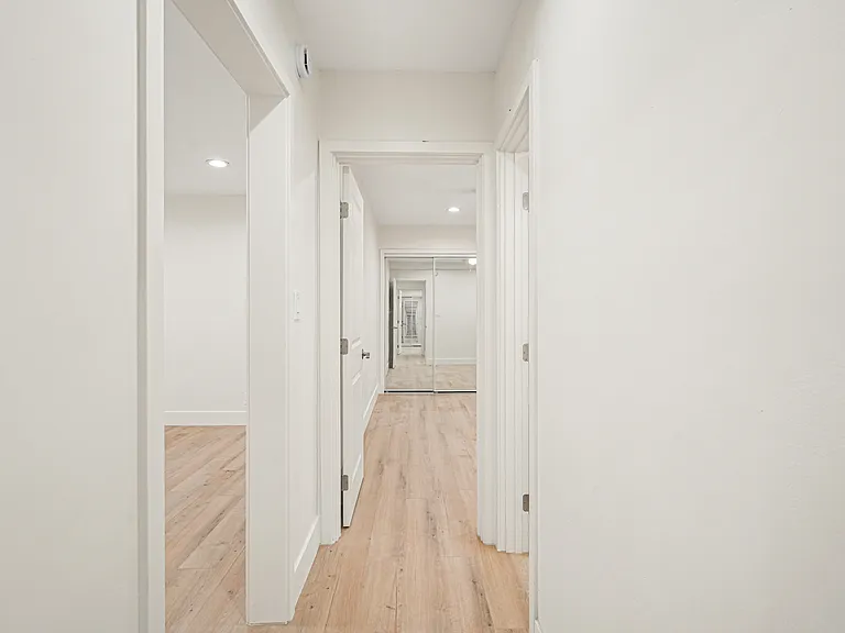 11461 Albers St #4 — Photo 18