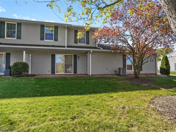 4926 Independence Cir Unit B, Stow, OH 44224