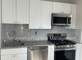 127 Magnolia St, Carneys Point, NJ 08069