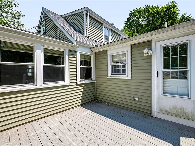 52 Common St #52 — Photo 24