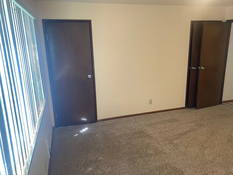 260 East 38th Avenue — Photo 23