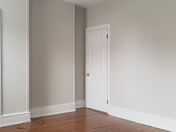 2nd image of 1414 N Harrison St Unit 2