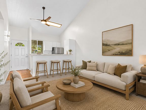 3rd image of 75-6081 Alii Dr APT A204