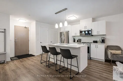 479 Charlton Ave E #501 Photo 1