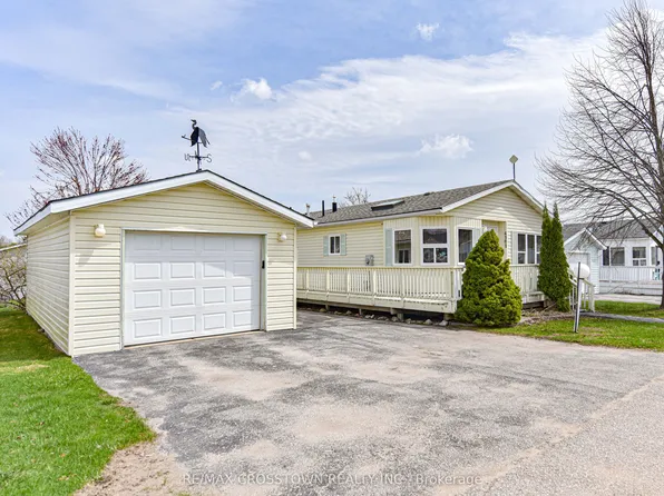 4101 Wesley St, Severn, ON L3V 0V4