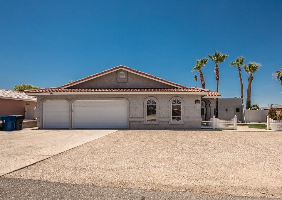 1st image of 1449 Summit Cir