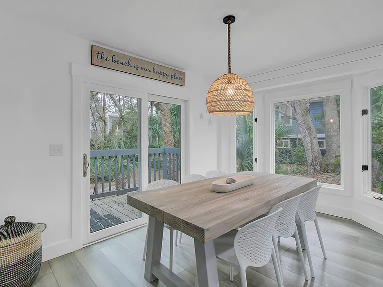 9 Edgewater Aly — Photo 11