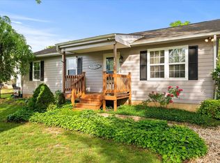 13 Buckboard Rd, Waynesboro, VA 22980