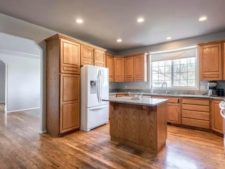 1238 NE Cedar Ridge Loop — Photo 8