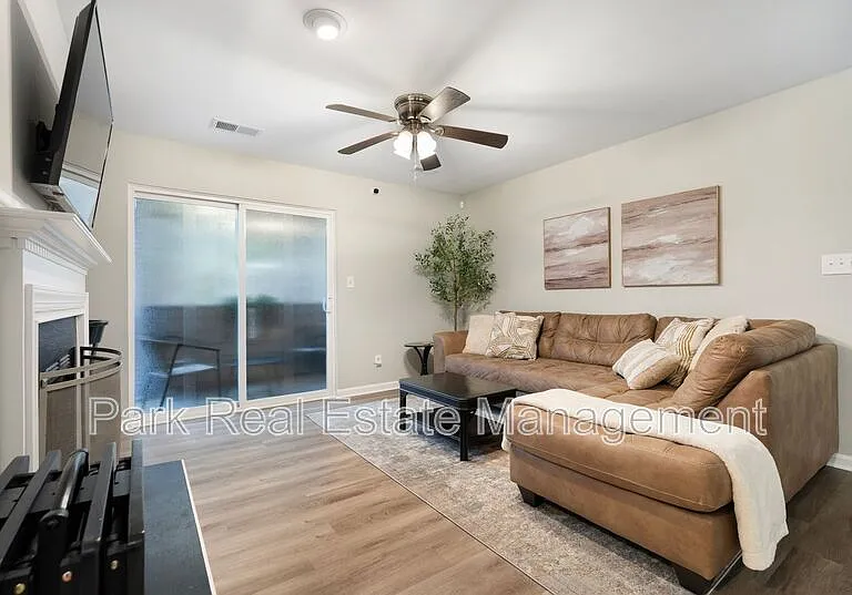 600 Audubon Lake Dr #1A22 — Photo 2