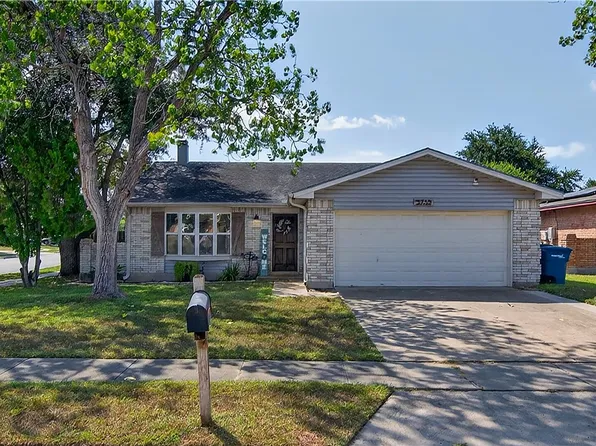 3730 N Creek Cir, Corpus Christi, TX 78410