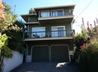 1916 30th Ave S, Seattle, WA 98144