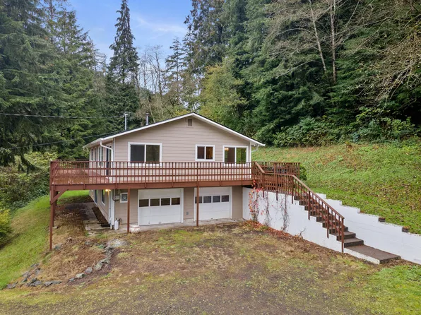 10445 Fairview Rd, Tillamook, OR 97141