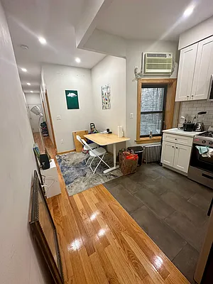 Rented by Ledvech Group | media 5