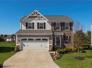 9134 Stonegate Cir, North Ridgeville, OH 44039