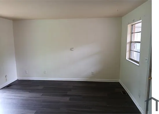 1 bed, 900 sqft, $825 — Photo 2