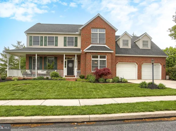 328 E Meadow Dr, Mechanicsburg, PA 17055