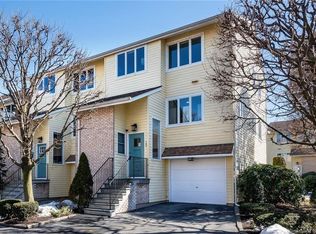 61 Seaview Ave APT 15, Stamford, CT 06902