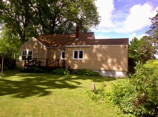 917 2nd St, Liverpool, NY 13088