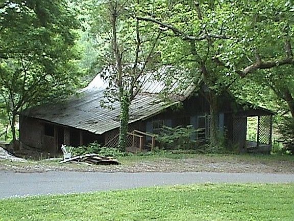 2nd image of 1620 Ellison Ln