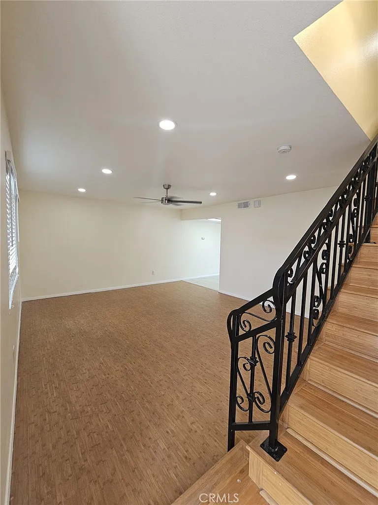 2 bed, 1245 sqft, $3,200 — Photo 4