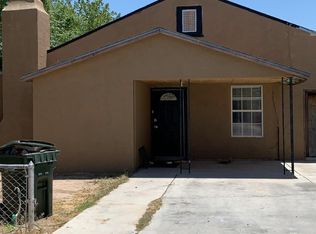 110 N 9th St, Carlsbad, NM 88220