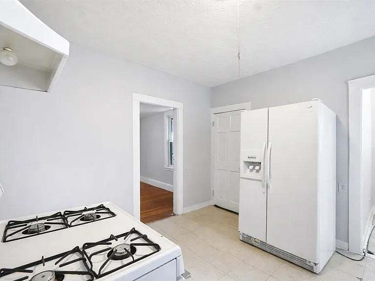 78 Mills St #1 — Photo 12