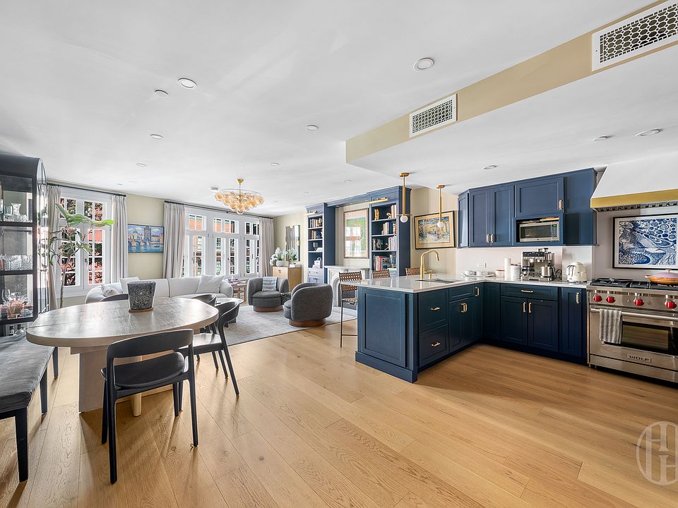 1st image of 107 Greenwich Ave APT 2