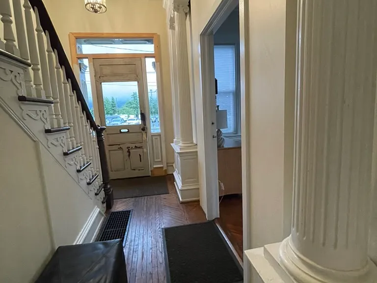 522 W 3rd St #2E — Photo 14
