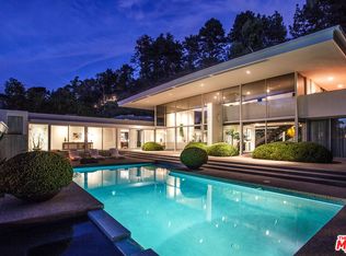 400 Castle Pl, Beverly Hills, CA 90210