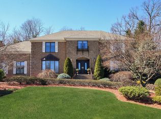 13 Liberty Ridge Trl, Totowa, NJ 07512
