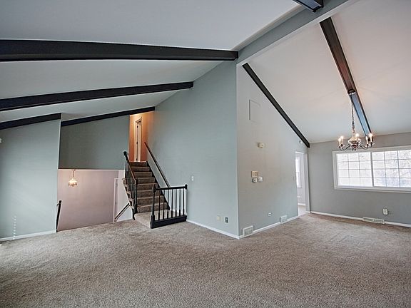 4th image of 2206 Oxnard Dr