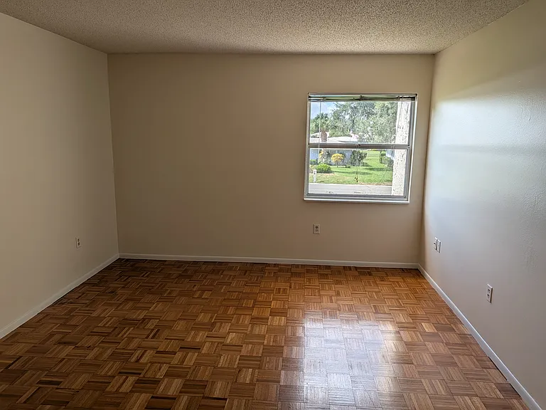 3211 Beneva Rd #203 — Photo 13