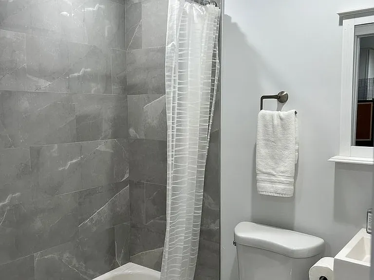 7436 Cleon Ave — Photo 3