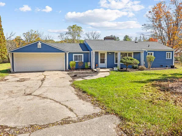 19750 Beck Rd, Northville, MI 48167