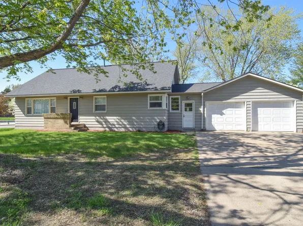 223 Heritage Blvd NW, Isanti, MN 55040