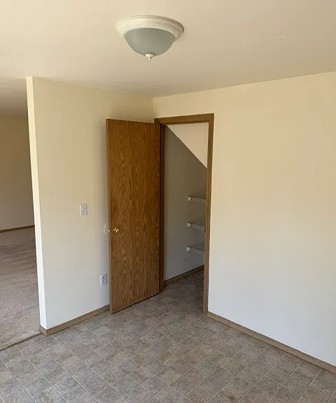 18325 SE 261st Ct — Photo 10