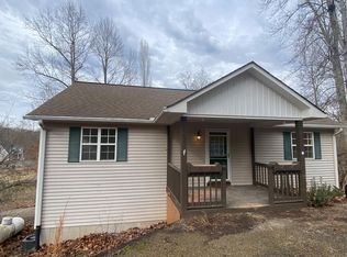 5421 School St, Young Harris, GA 30582