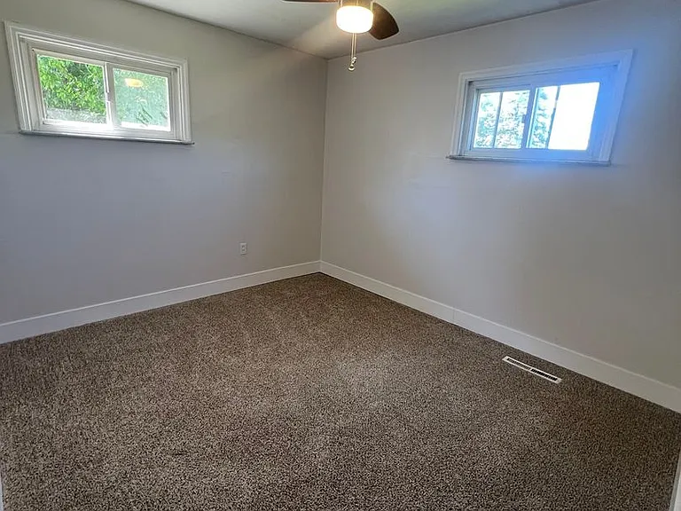 3964 Nicholas Rd — Photo 3