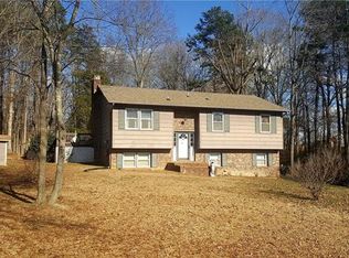 2420 Brook Hollow Rd, Crouse, NC 28033