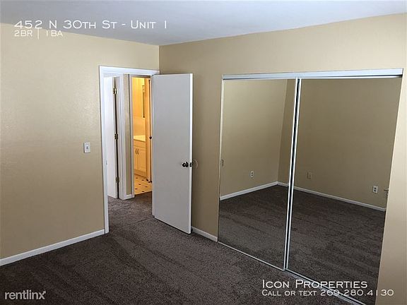 5th image of 452 N 30th St APT 1